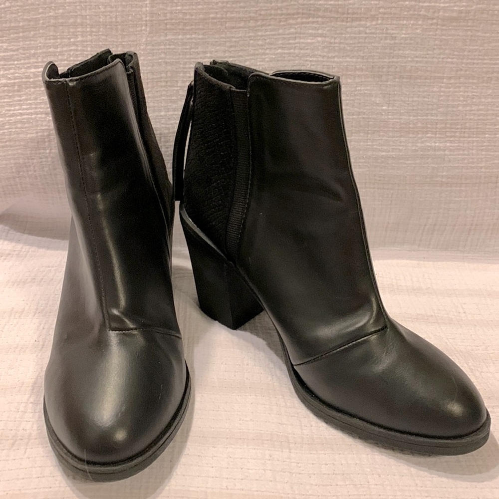 H&M Divided black size 6